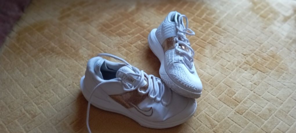 Buty Nike court air zoom
