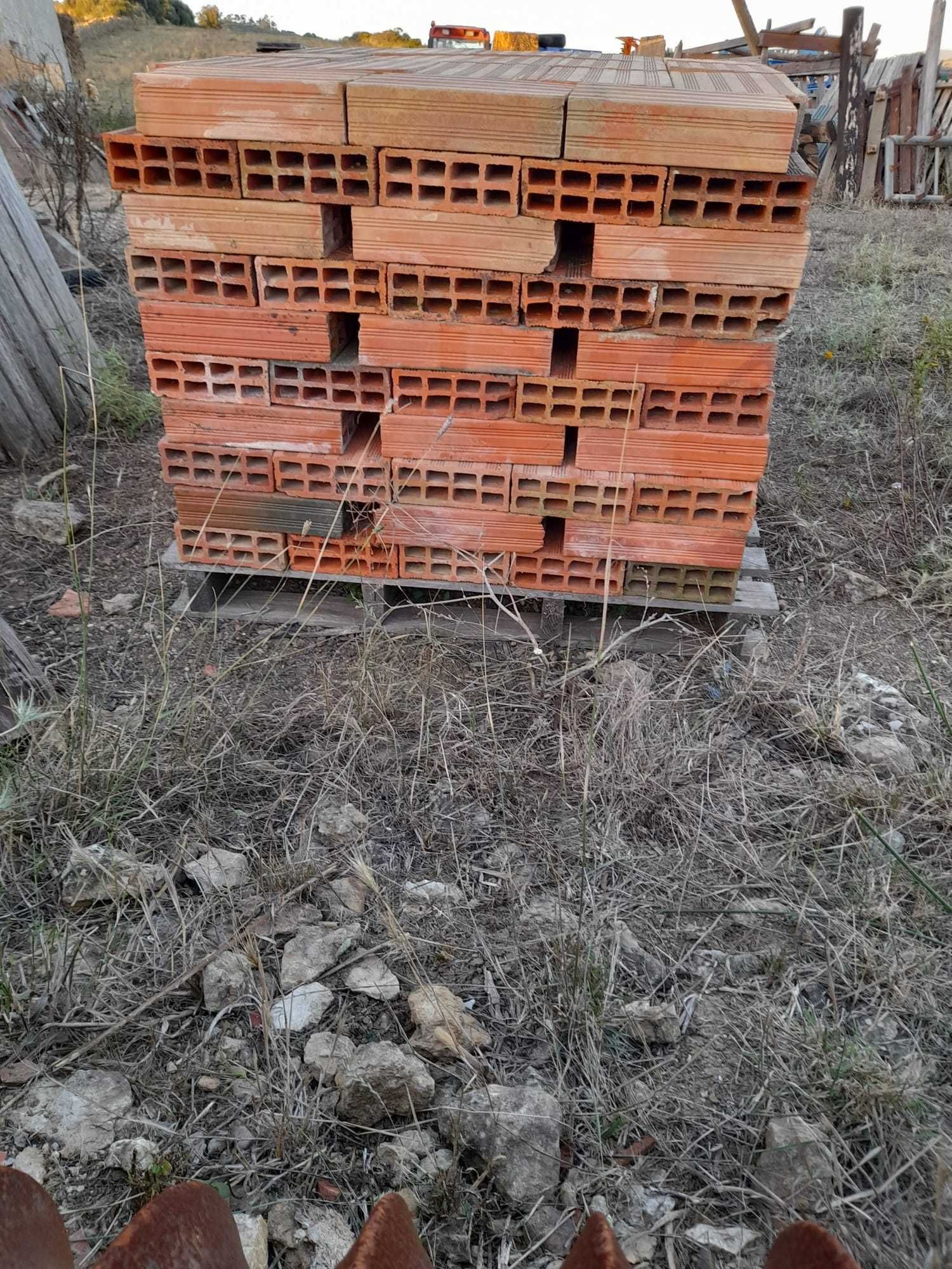 Tijolos 7 várias unidades
