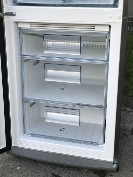 холодильник AEG No Frost , 200см. 2020р.