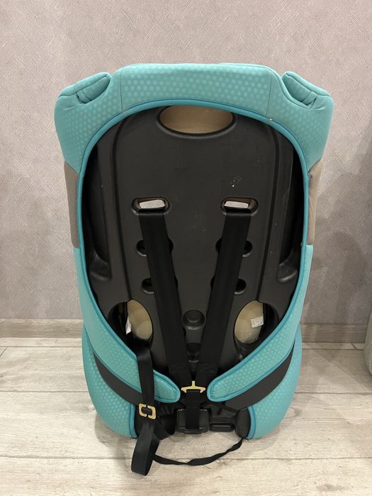 Дитяче автокрісло.Детское автокресло. Есть наклон для сна