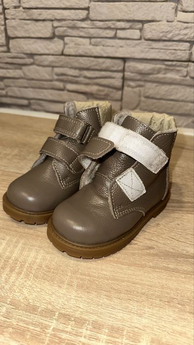 Зимові черевики дитячі