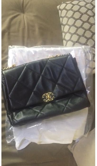 Mala Chanel pele caviar