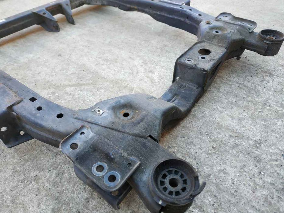 General Motors Chevrolet Orlando 11-15 Балка підвіски (підрамник) пере