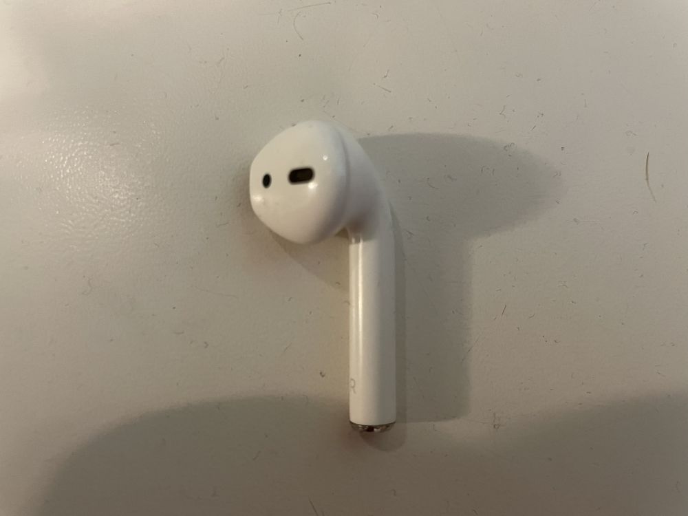 Навушники Apple AirPods A1523