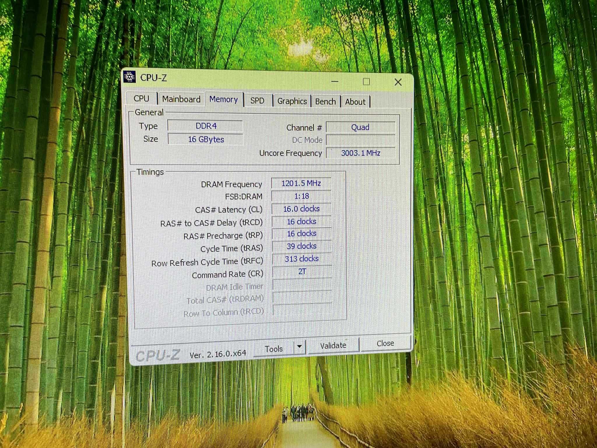 Komputer gamingowy i7-5820K / GTX 1070 / 16GB RAM / SSD+HDD / W11 Pro