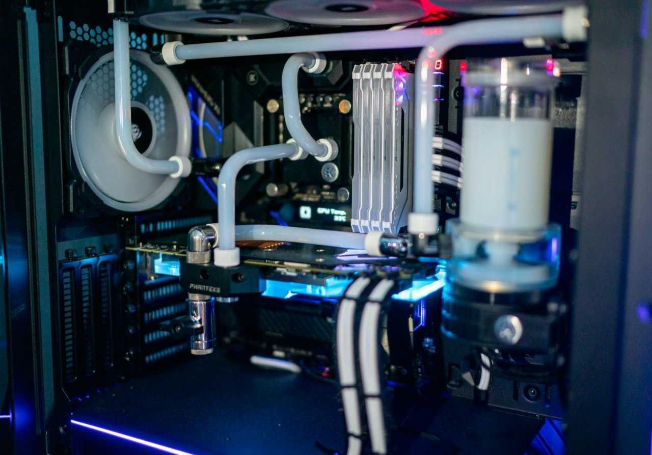 Komputer i9-9900k GTX-1080Ti 32GB chłodzenie wodne