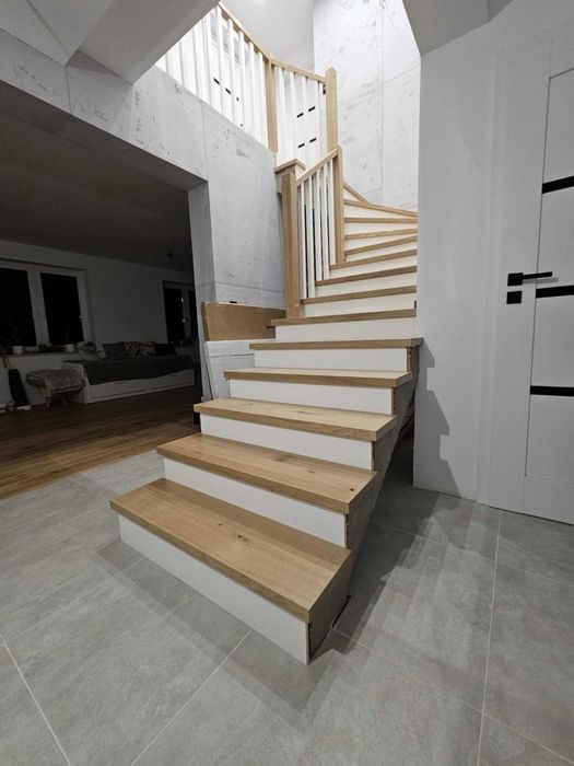 Schody drewniane samonośne , na beton