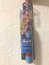 Oral-B Электрическая зубная щетка детская DB4.510