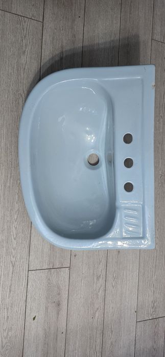 Умивальник керамічний