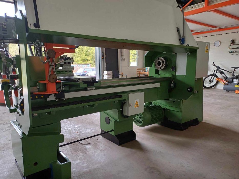 Tokarka TUR 50x1500 remont