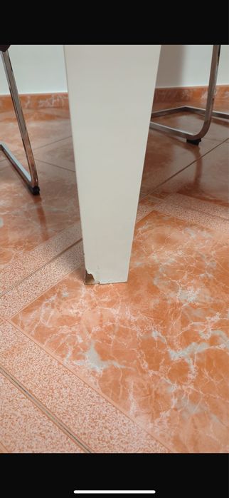 Mesa de jantar branca lacada