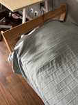 Cama solteiro em pinho Neiden ikea