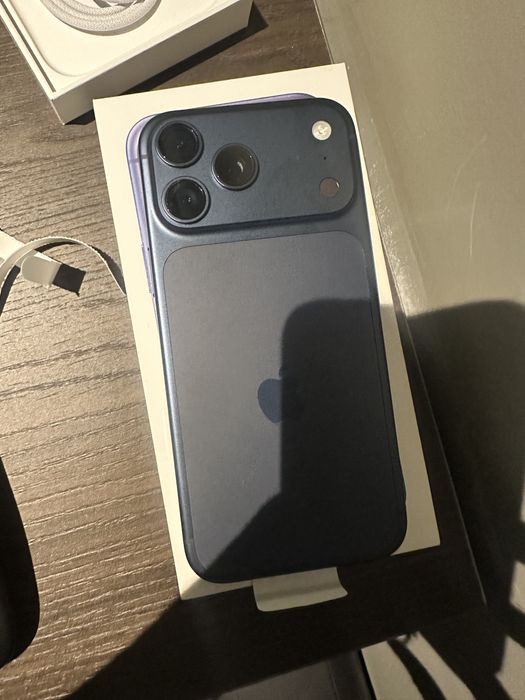 Iphone 17 Pro Max 256GB Deep Blue