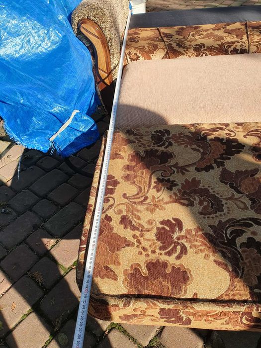 продам диван в хорошому стані