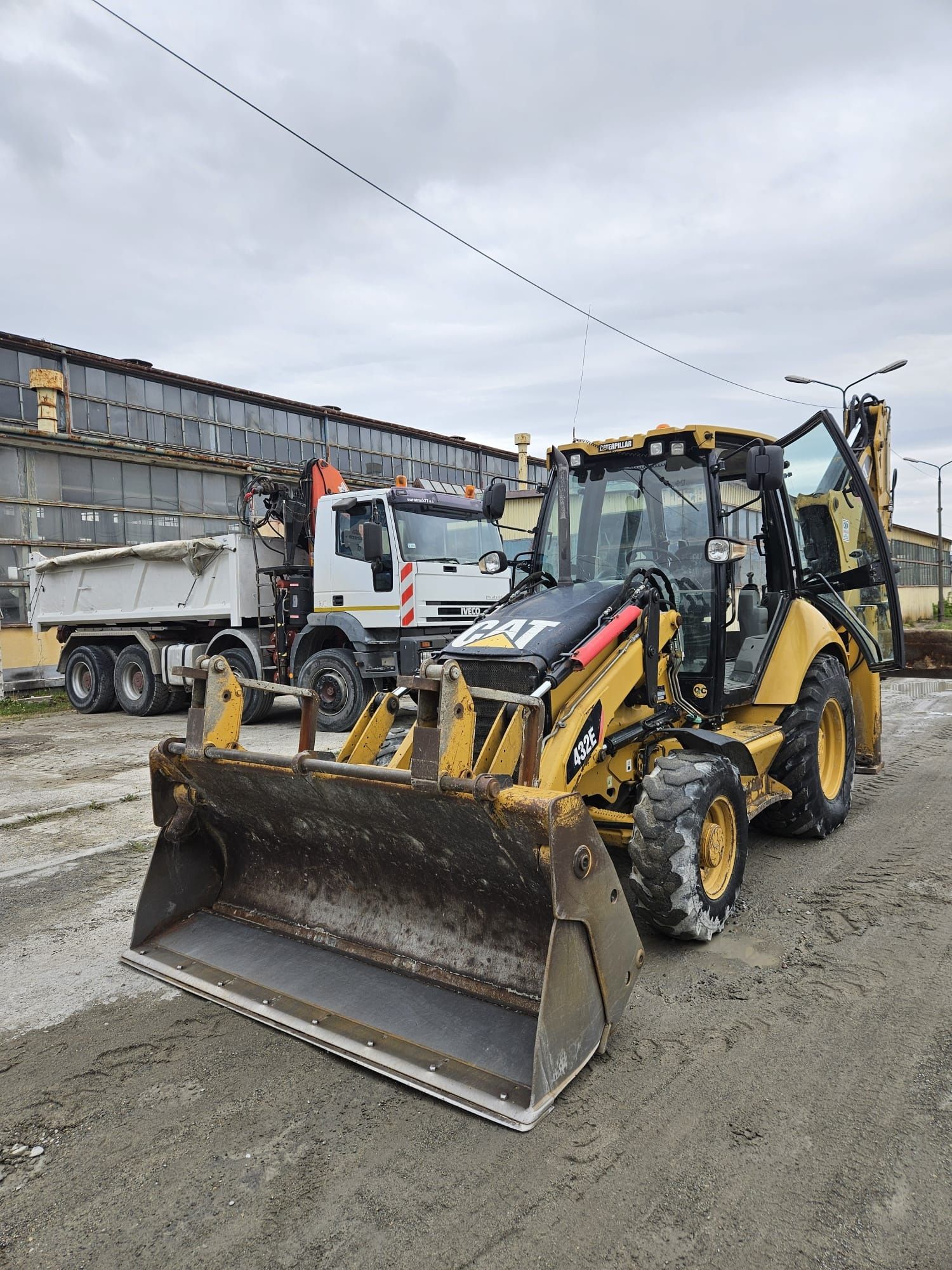 Koparko-Ładowarka Caterpillar 432E 2010 rok