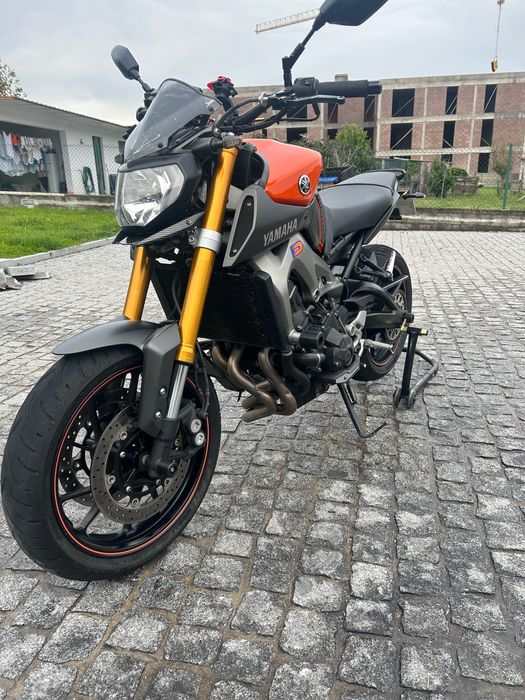 Yamaha mt 09 1 geração