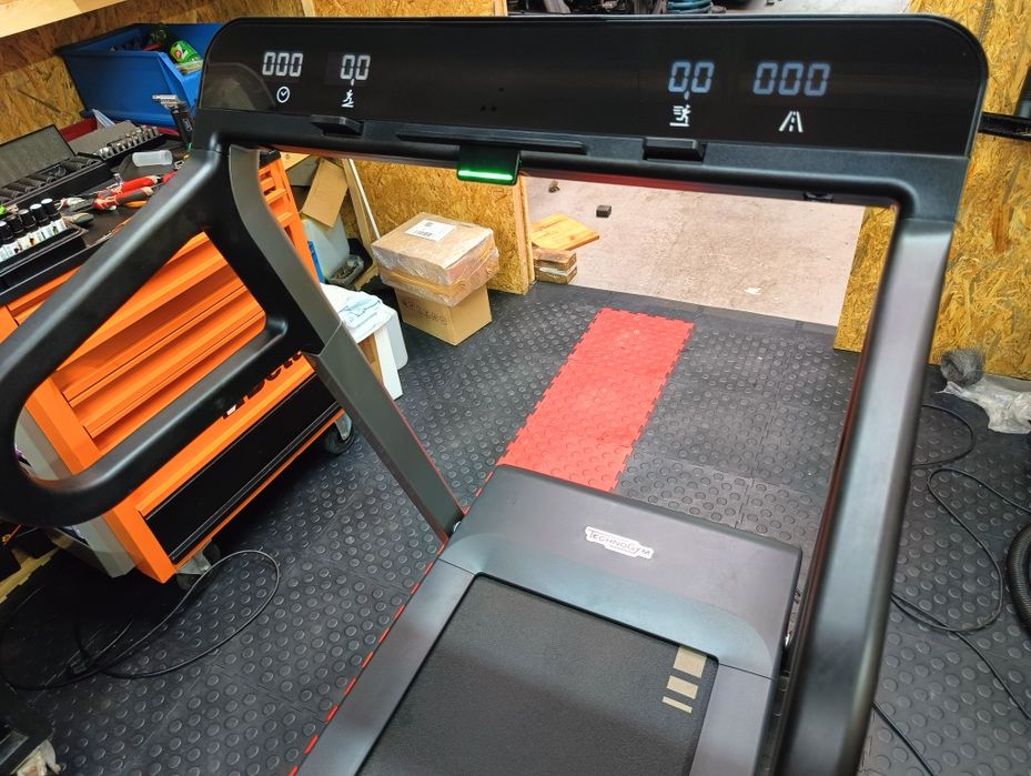 Bieżnia Technogym MyRun!