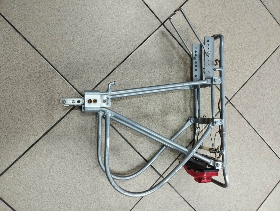 Solidny aluminiowy bagażnik rowerowy 26 28