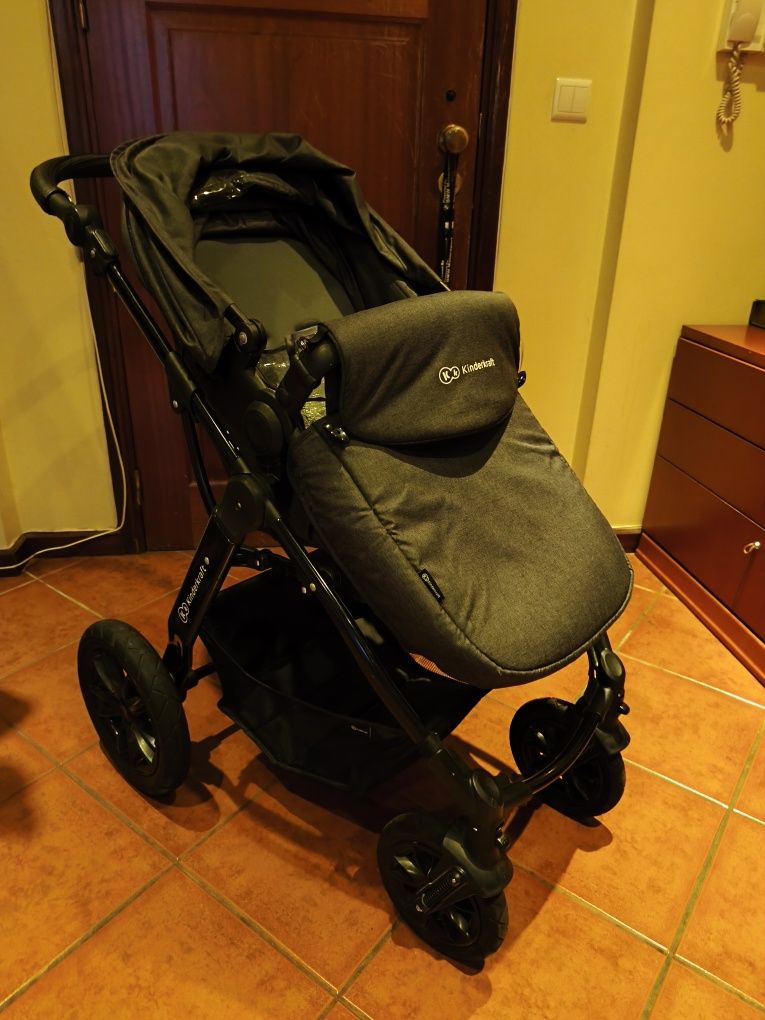 Carrinho bebe em ótimo estado