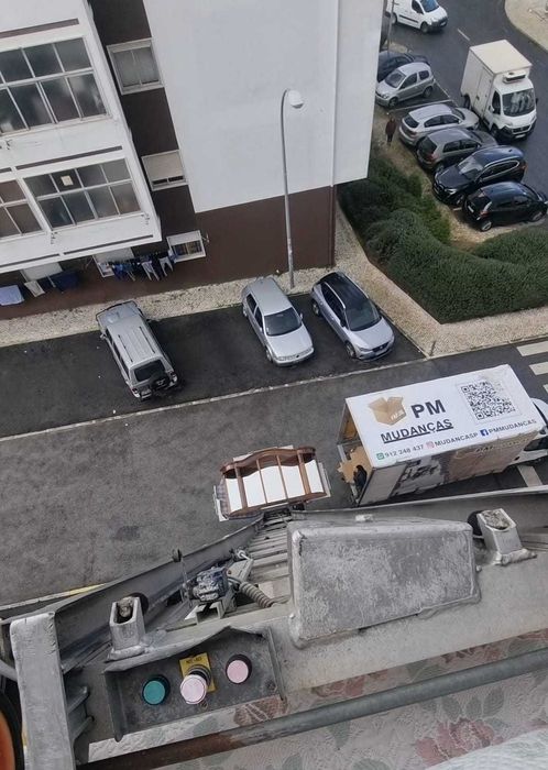 Elevador Exterior (Mudanças)