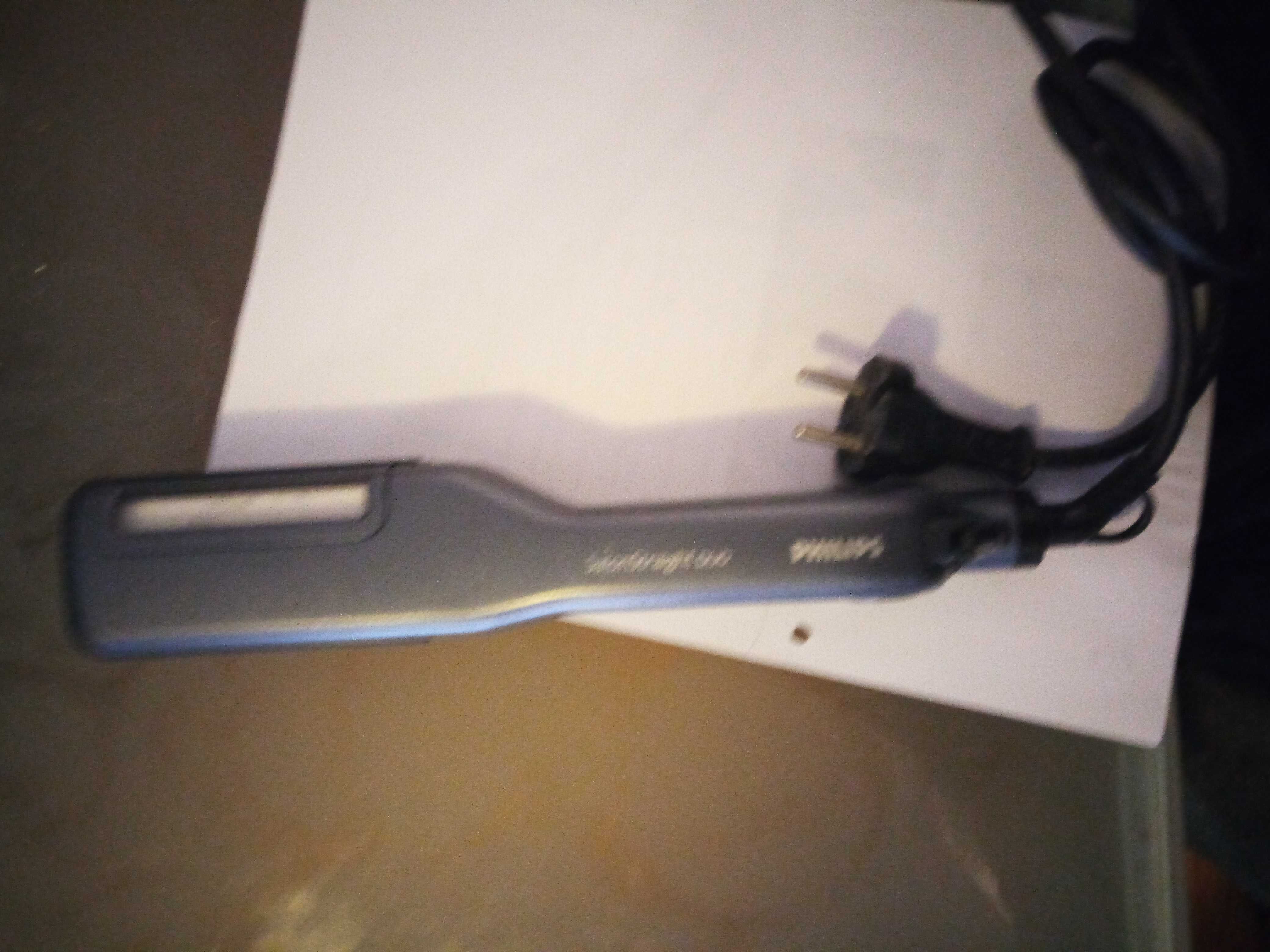 Alisador e ondulador de cabelo Philips SalonStraight Duo HP4688