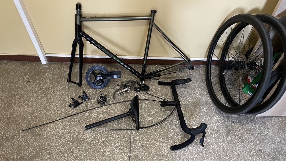 Groupset szosowy shimano r7000 + kokpit