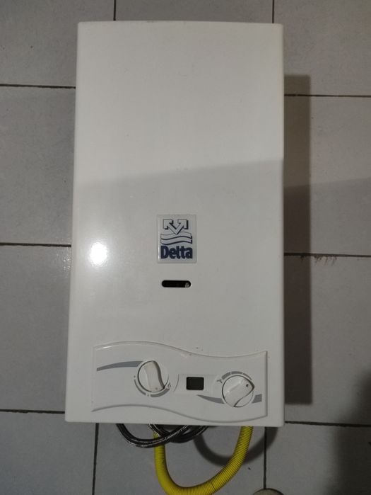 Esquentador Delta - Gás Butano (Botija)