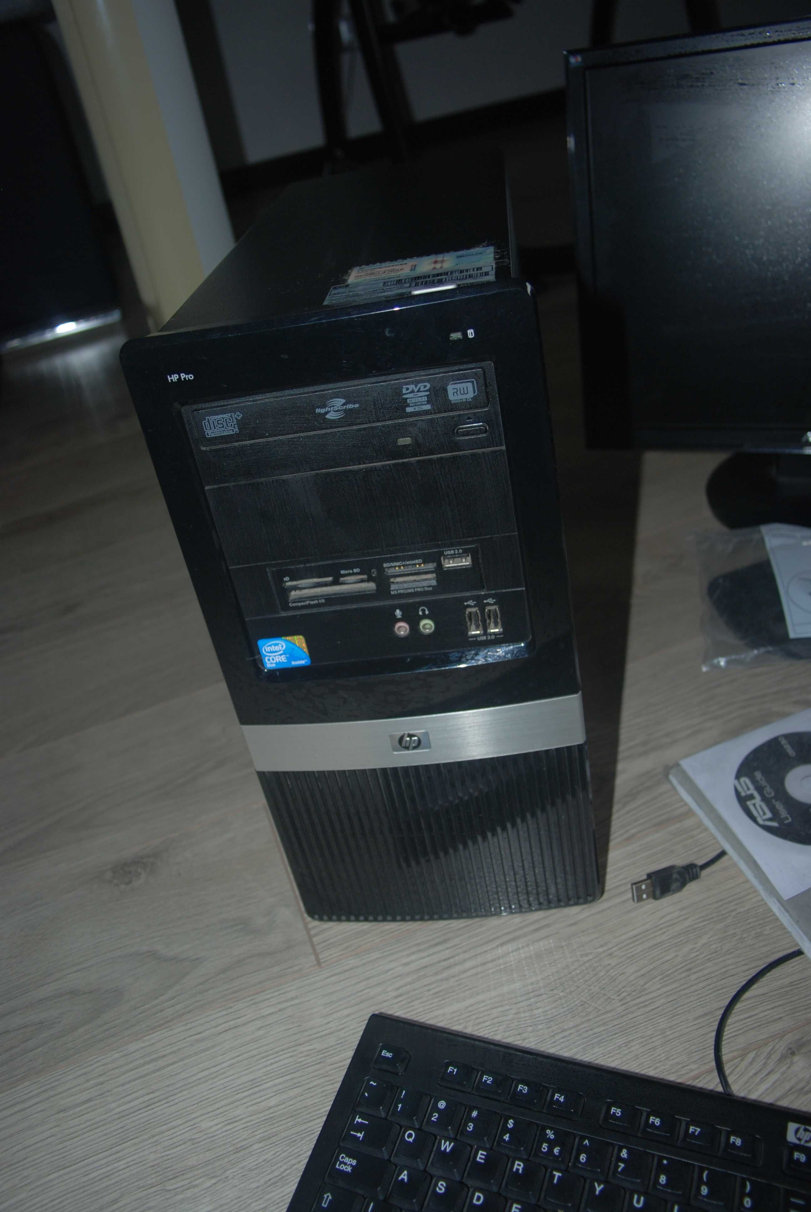 Komputer stacjonarny HP, stabilizator, monitor Asus