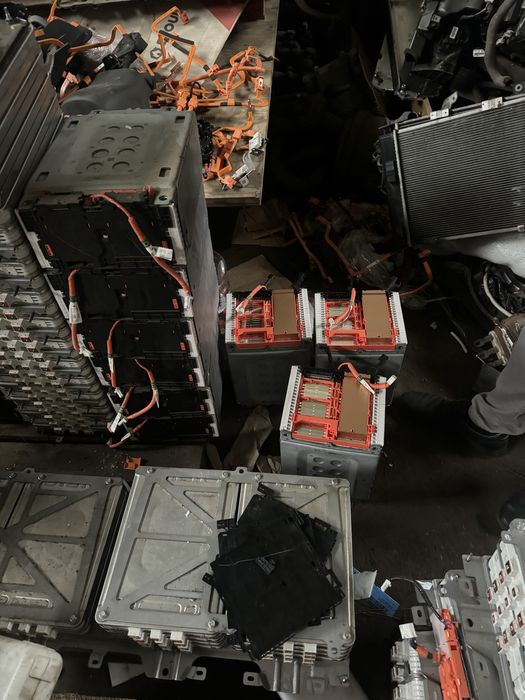 Батареї Li-ion 7s1p 3p4s 6s2p 4s1p 6s1p 2p12s 2p8s 24s1p 30s1p 8s1p