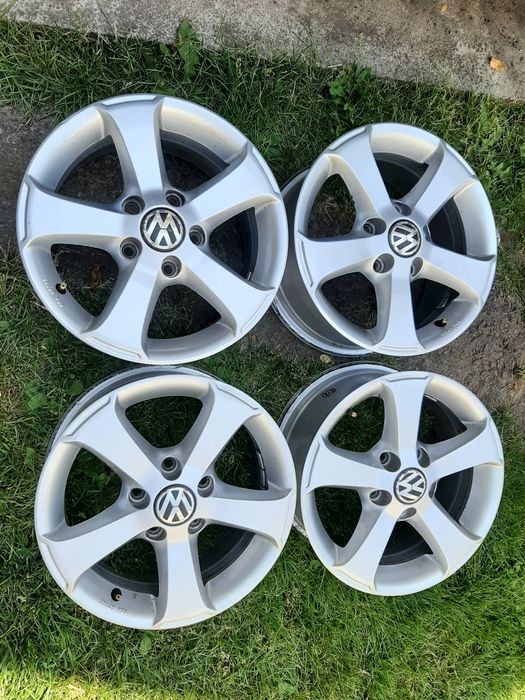 Диски 5-112 R15 Volkswagen Golf 6