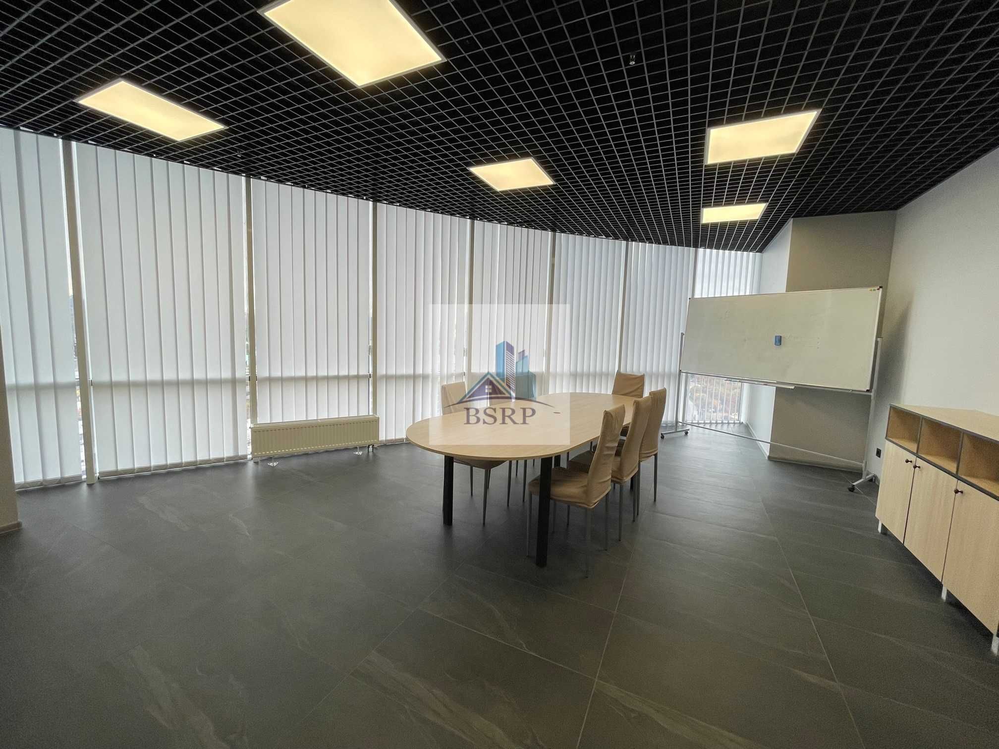 БЕЗ%! Офіс Open Space в стилі ЛОФТ з Меблями пр. Степана Бандери