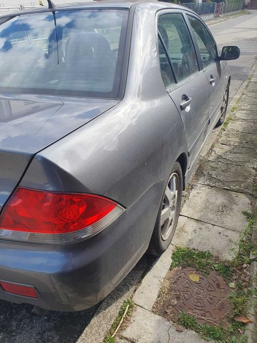 Sprzedam Mitsubishi Lancer 1.6 LPG / klima