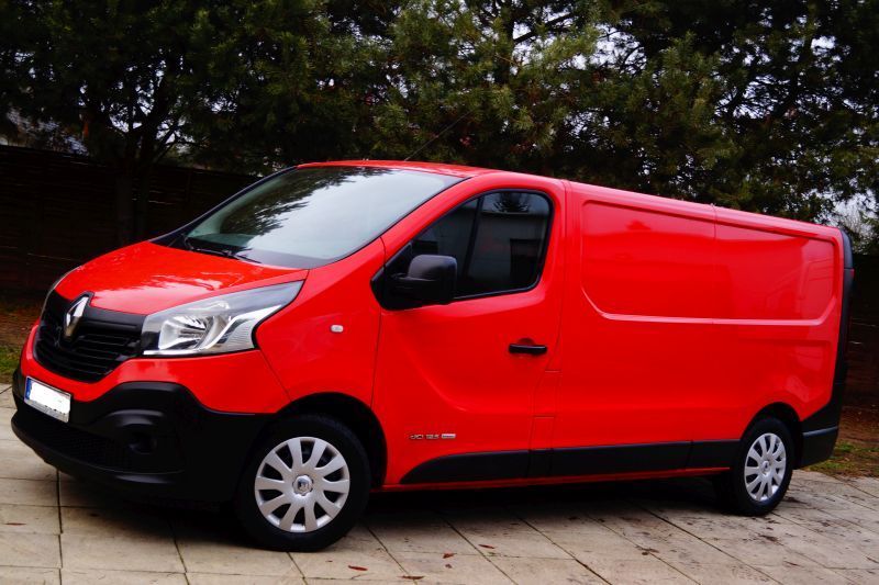 Renault Trafic DCI Long Bogata Opcja Salon Pl 125 koni Serwis1 Własciciel Faktura Vat