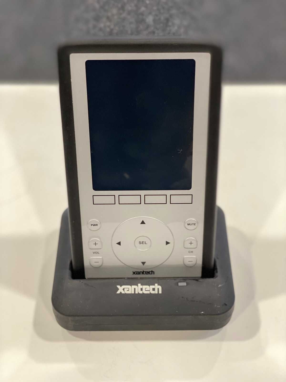 Универсальный пульт и радиобаза Xantech XTR39 + Xantech RF2iR