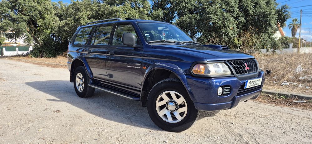 Mitsubishi Pajero Sportwagen 2.5TD NACIONAL de 2000