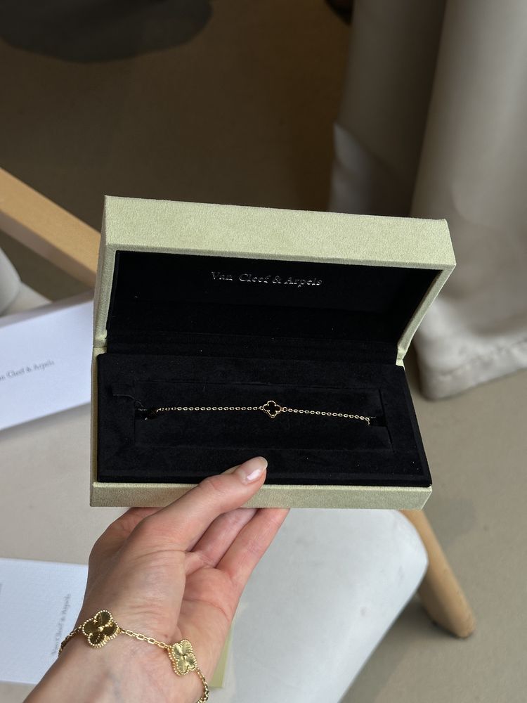 Браслет Van Cleef & Arpels Bracelet Sweet Alhambra K18 Yellow
