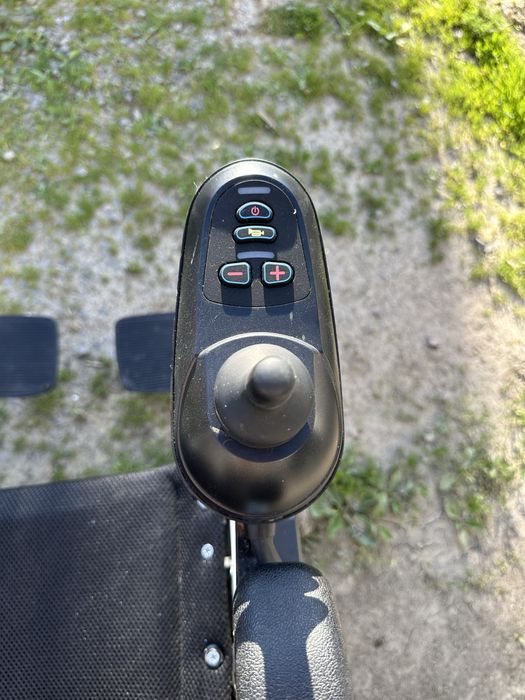 Elektryczny wózek inwalidzki, nowe akumulatory