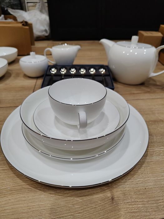 zestaw obiadowo-kawowy z  ALMIDECOR