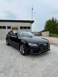 Audi A4 1.8 benzyna niski przebieg