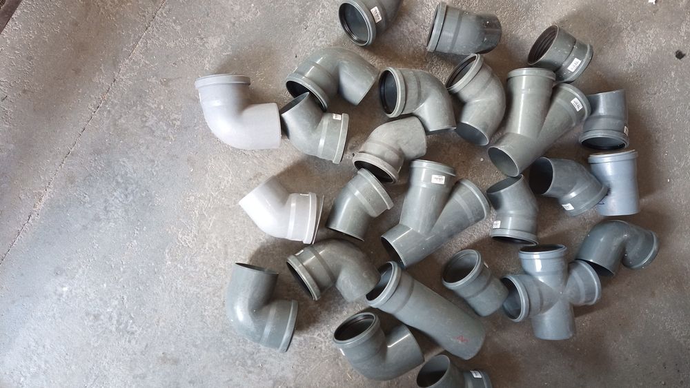 Kolana, trójniki kanalizacyjne