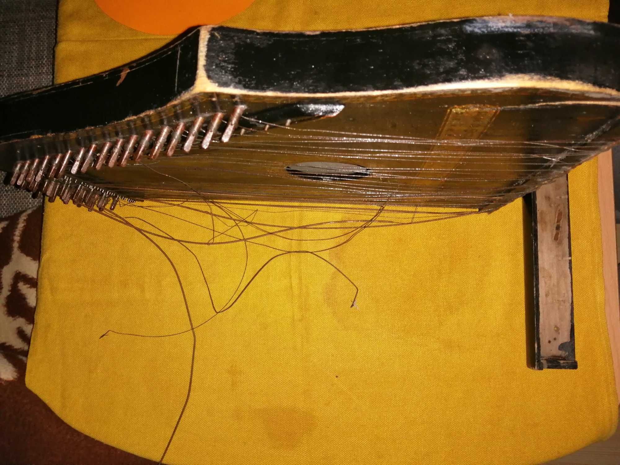 Cytra  Menzenhauers  Guitarzither