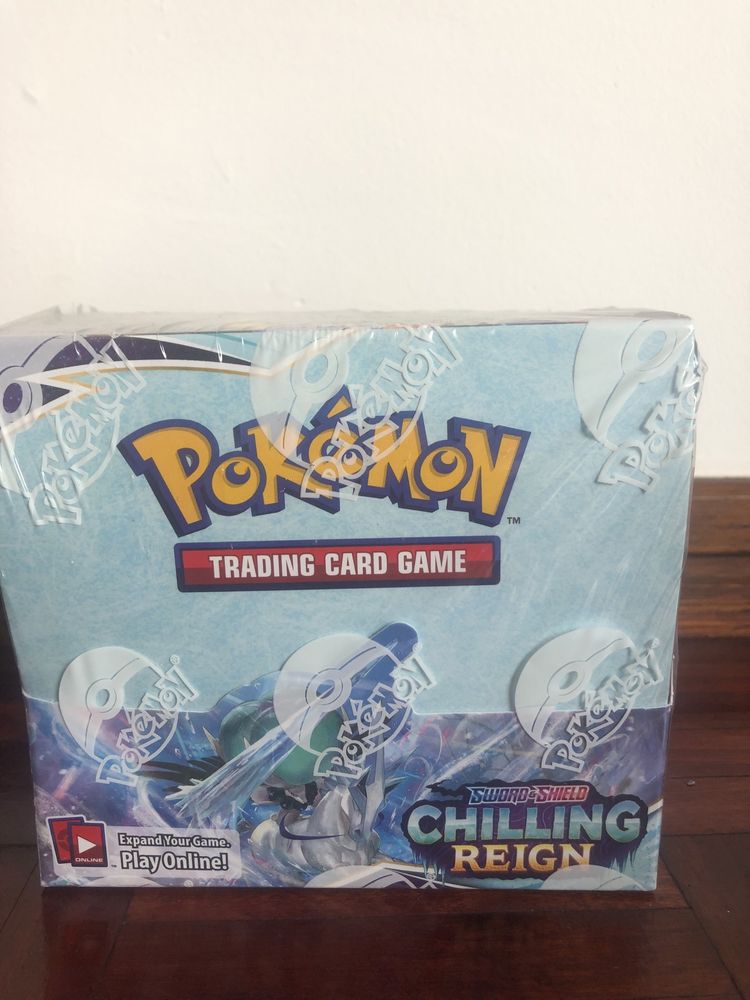 Booster box Chilling reign