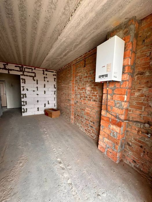 Однокімнатна - 50м²/15м² Зданий будинок. Комунікації підключено!