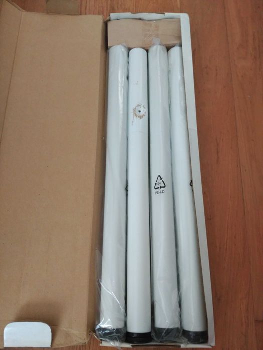 Lote de 4 pés metálicos brancos