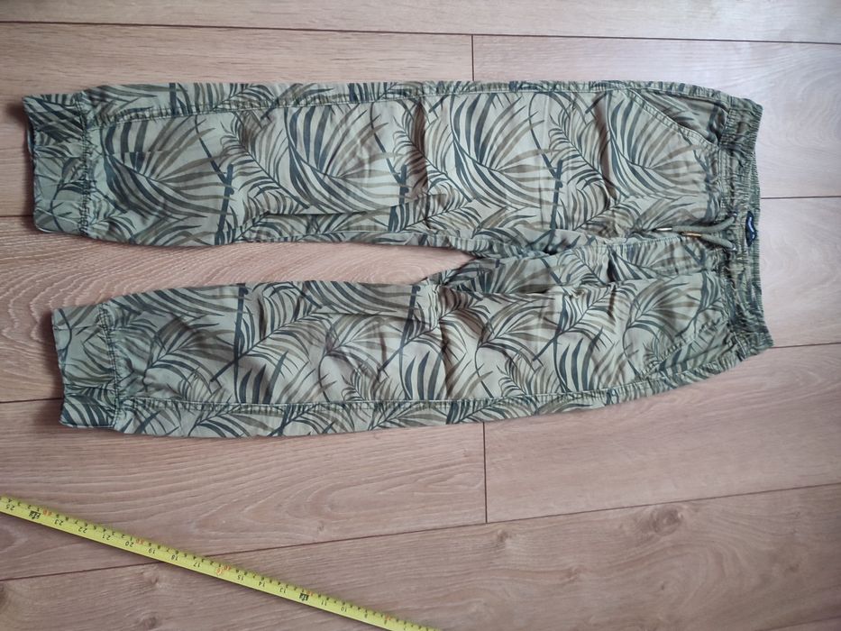 Spodnie chłopięce 146