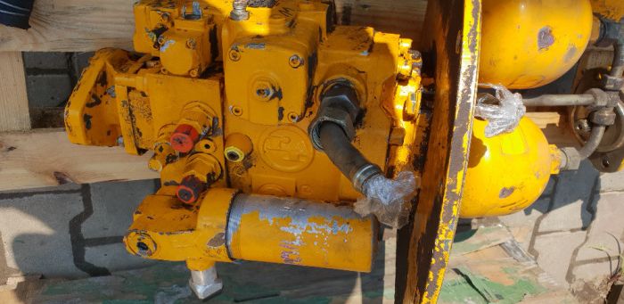 koparka mecalac 11 cx cxi pompa jazdy hydromatik A4V 71 DA 2,0R1J5C10