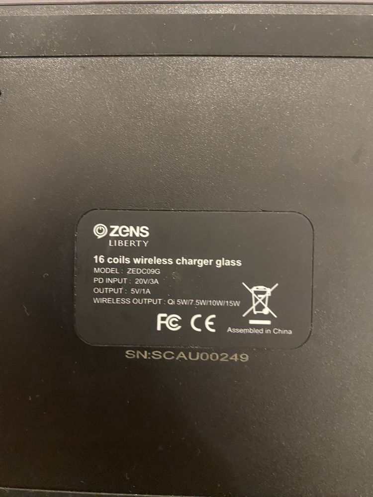 Ładowarka indukcyjna Zens Liberty 16
