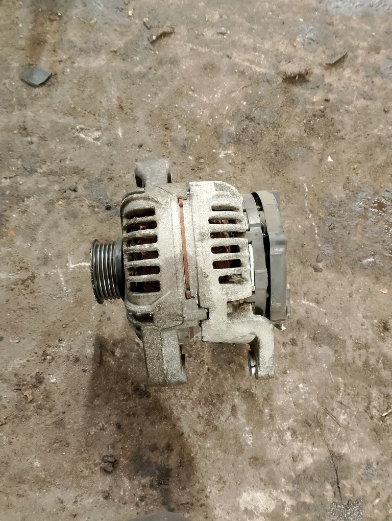 Alternator opel astra h Zafira b Vectra c 1.8