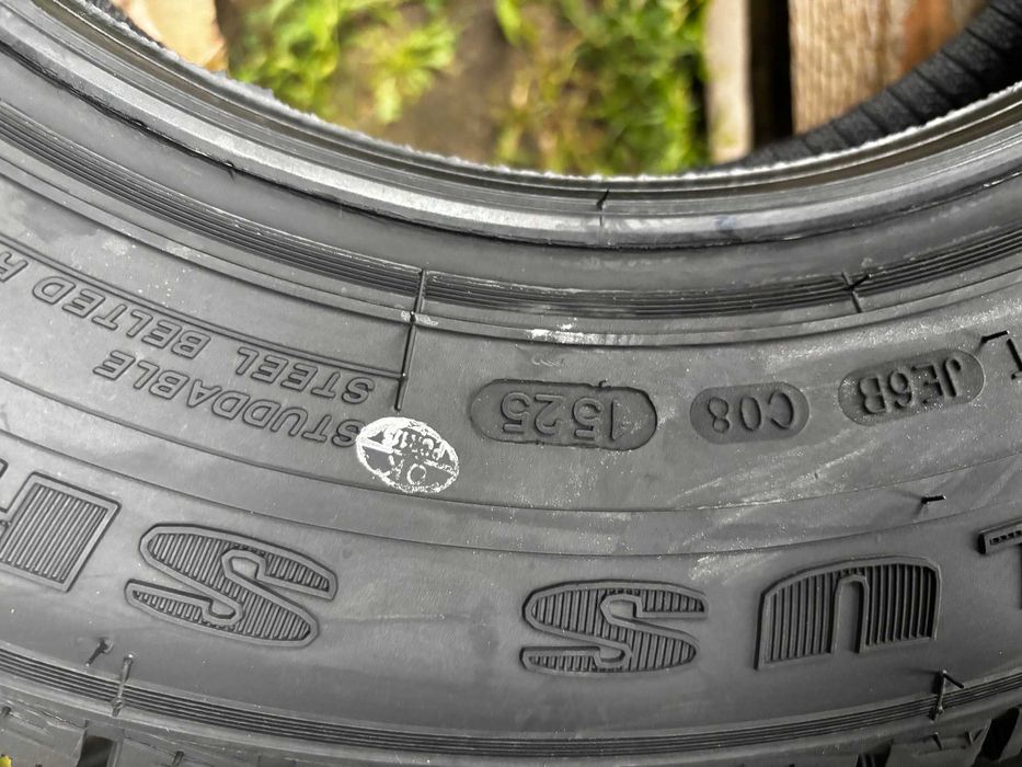 Okazja opony zimowe 155/80R13C 90/88Q TRACMAX Ice-Plus SR1 2025r