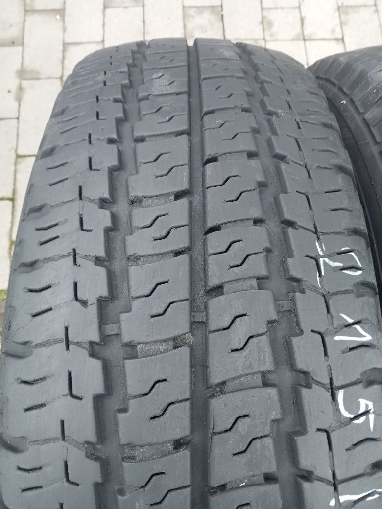 2x Opony Używane Letnie 215/70R15C Kormoran